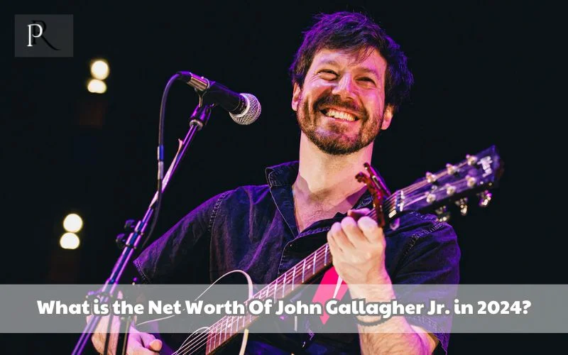 John Gallagher Jr. Net Worth How much will it be in 2024?