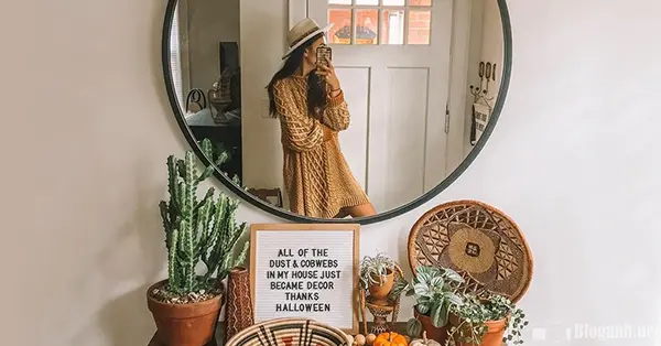 Beautiful girl photo pose in front of the mirror, showing off the smooth, flawless skin