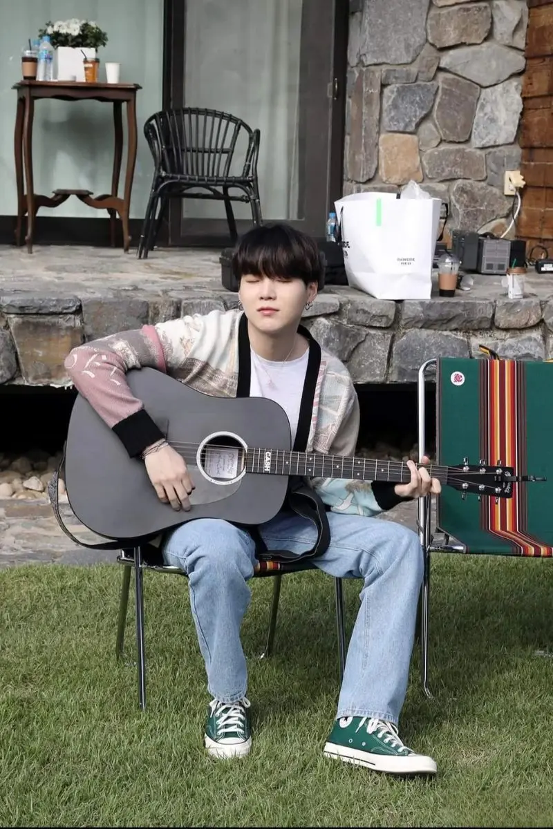 Suga BTS Photo Đóng -Up nụ cười