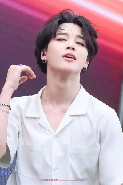 Jimin bts và một nụ cười dịu dàng