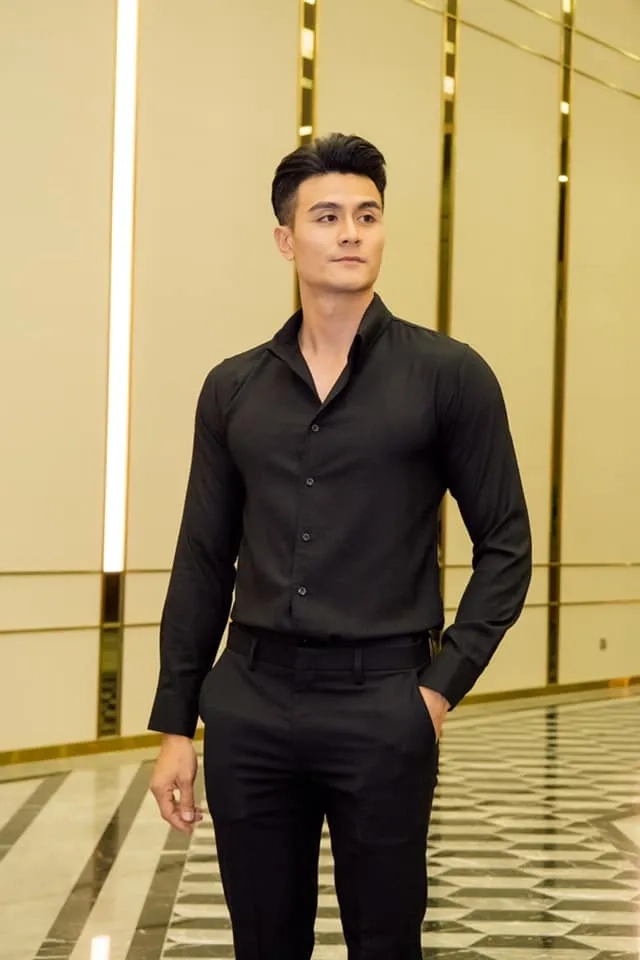 Vinh Thuy Instagram sở hữu hàng trăm ngàn người theo dõi